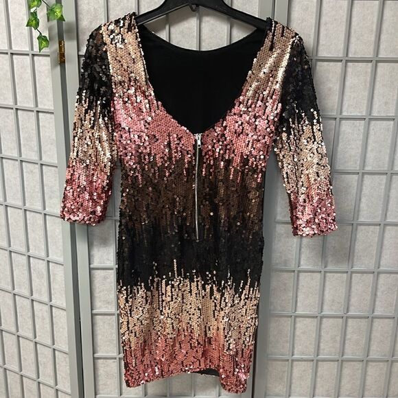 Little Mistress Sequin Dress, size 2. - Picture 2 of 7